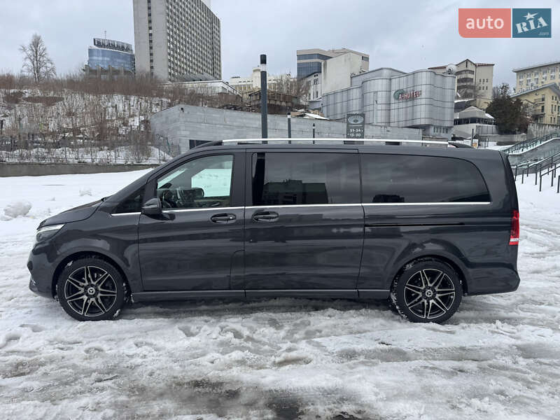 Мінівен Mercedes-Benz V-Class 2022 в Києві