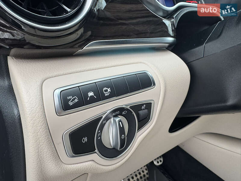 Мінівен Mercedes-Benz V-Class 2022 в Києві