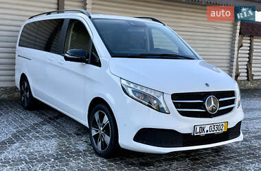 Минивэн Mercedes-Benz V-Class 2022 в Черновцах