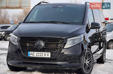 Минивэн Mercedes-Benz V-Class 2024 в Киеве