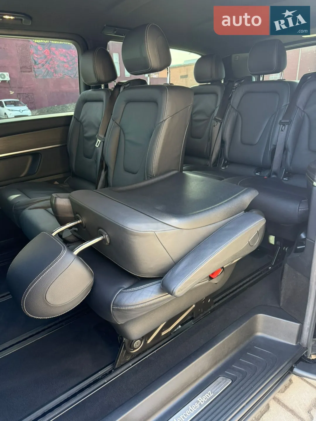 2024 Mercedes-Benz V-klasse - мініатюра 25