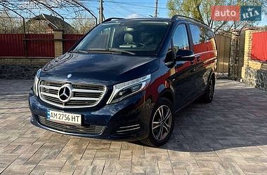 Минивэн Mercedes-Benz V-Class 2015 в Коростене