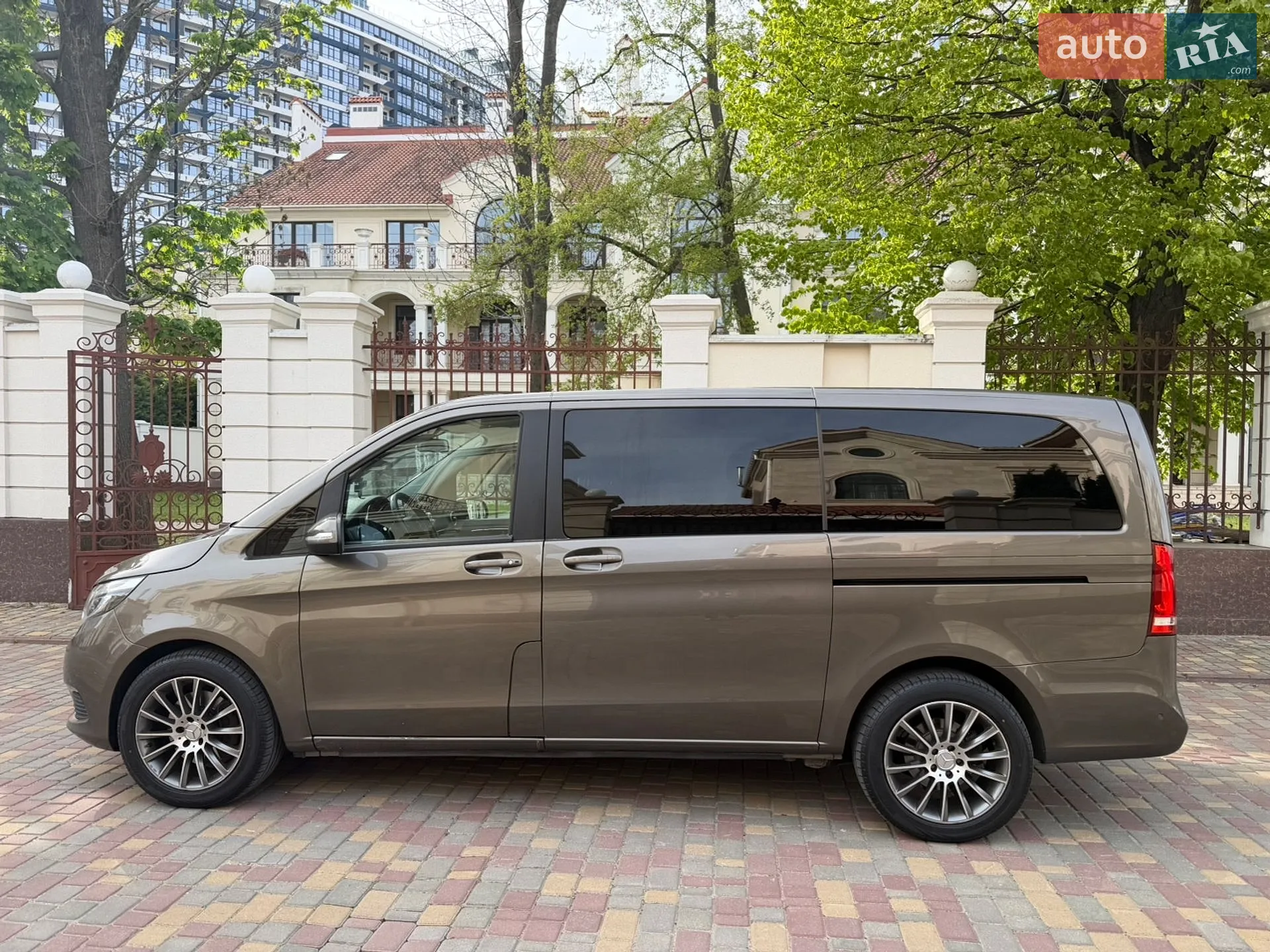 2014 Mercedes-Benz V-klasse - мініатюра 2