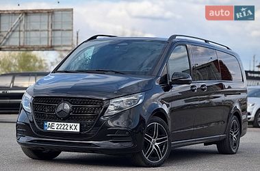 Минивэн Mercedes-Benz V-Class 2024 в Киеве