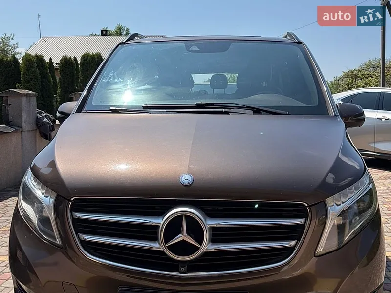 Mercedes-Benz V-Class 2016
