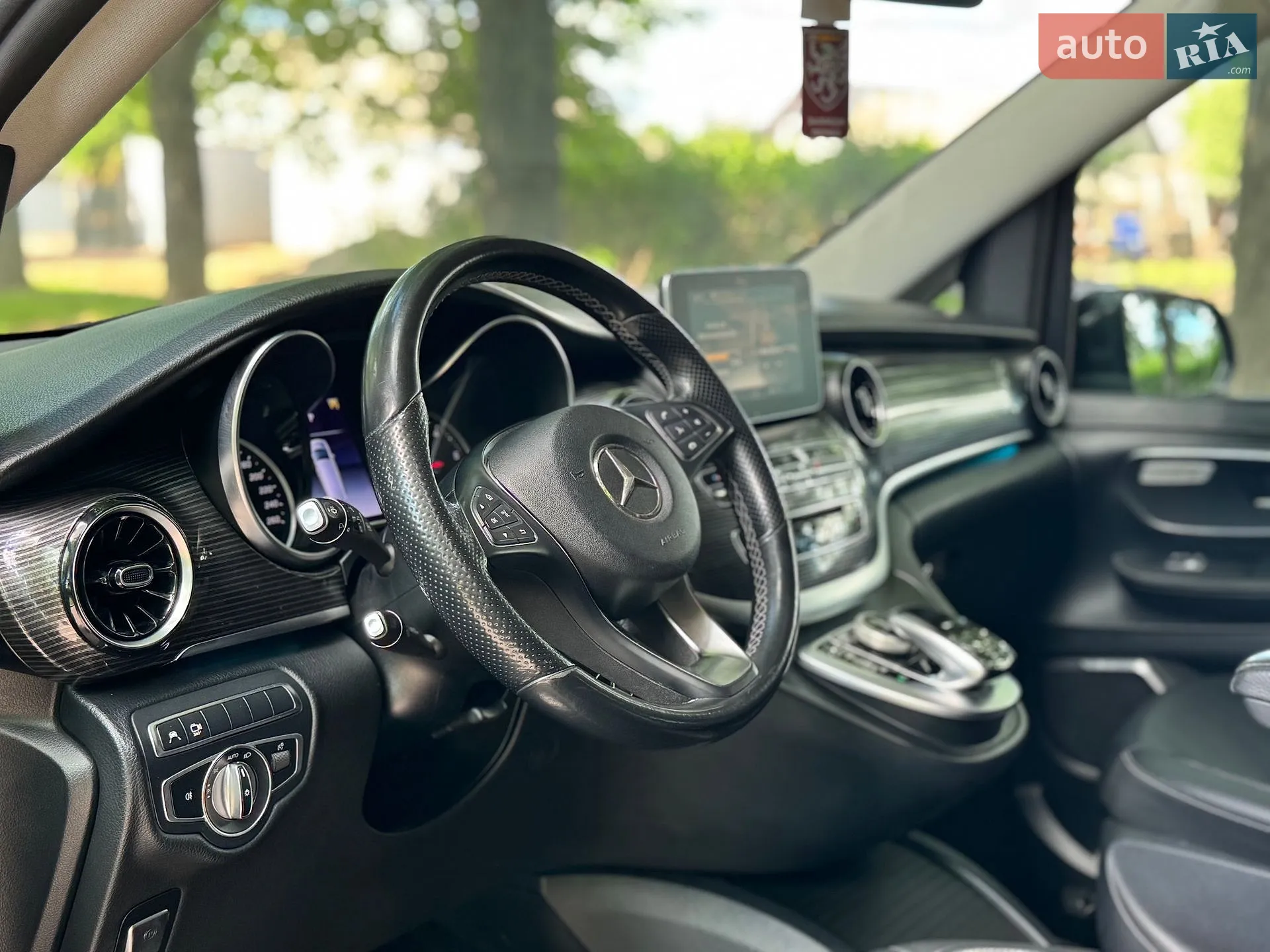 2019 Mercedes-Benz V-klasse - мініатюра 38
