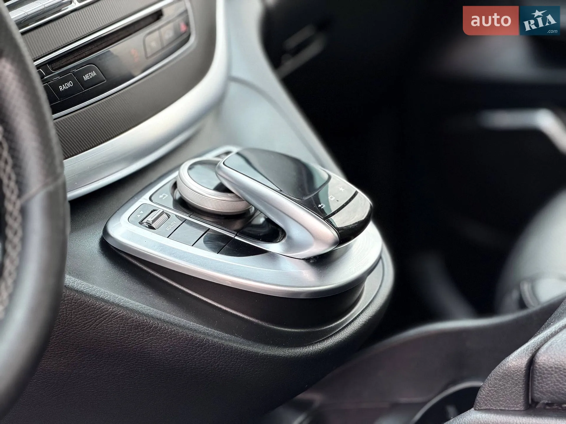 2016 Mercedes-Benz V-klasse - мініатюра 51