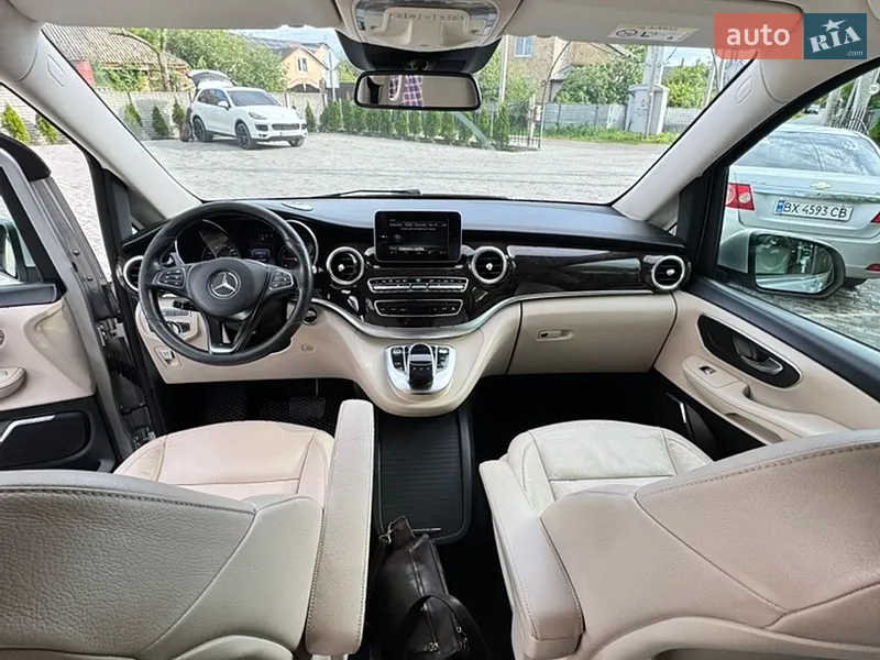 Mercedes-Benz V-Class 2016