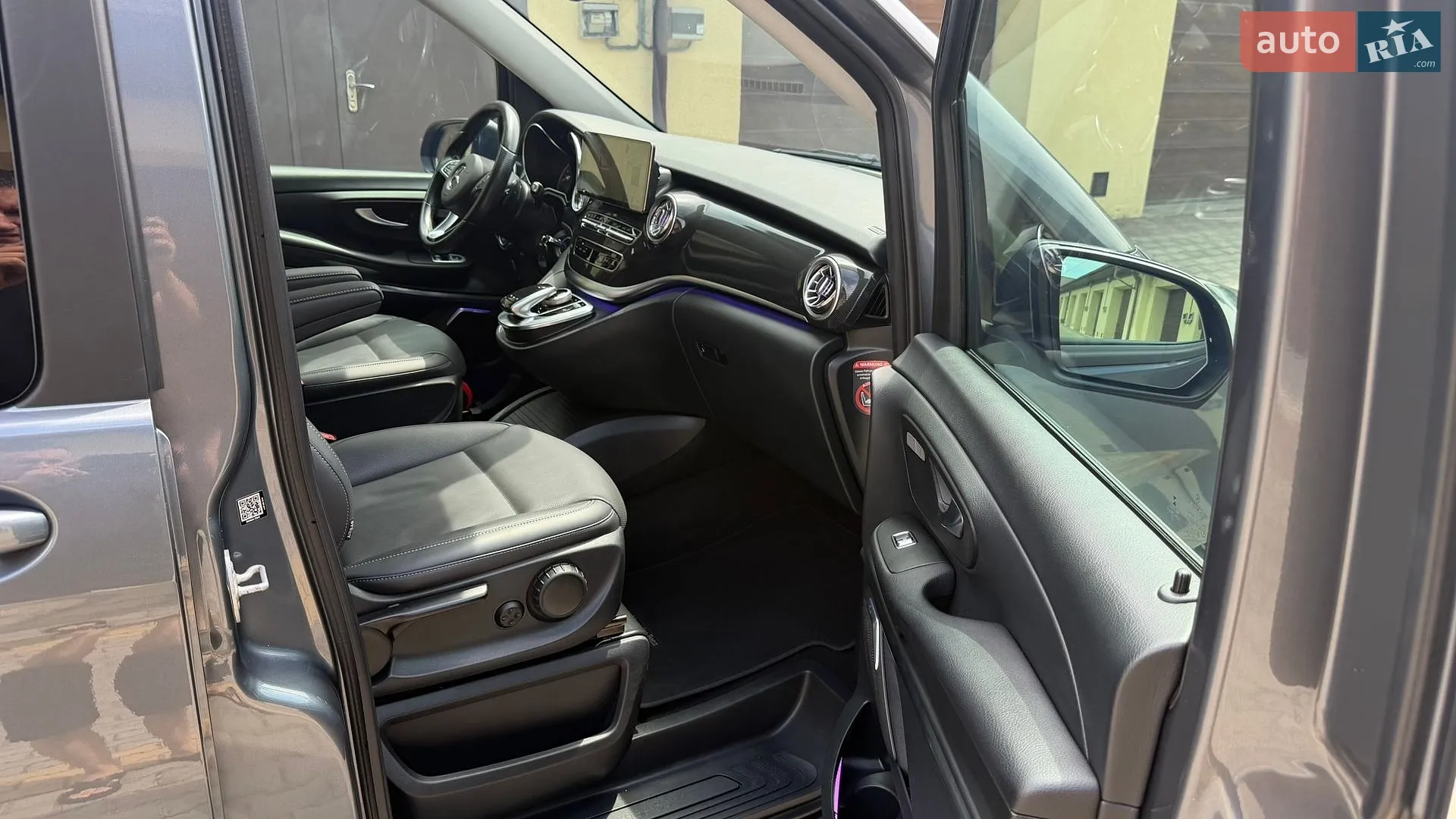 2018 Volkswagen Touareg - мініатюра 10