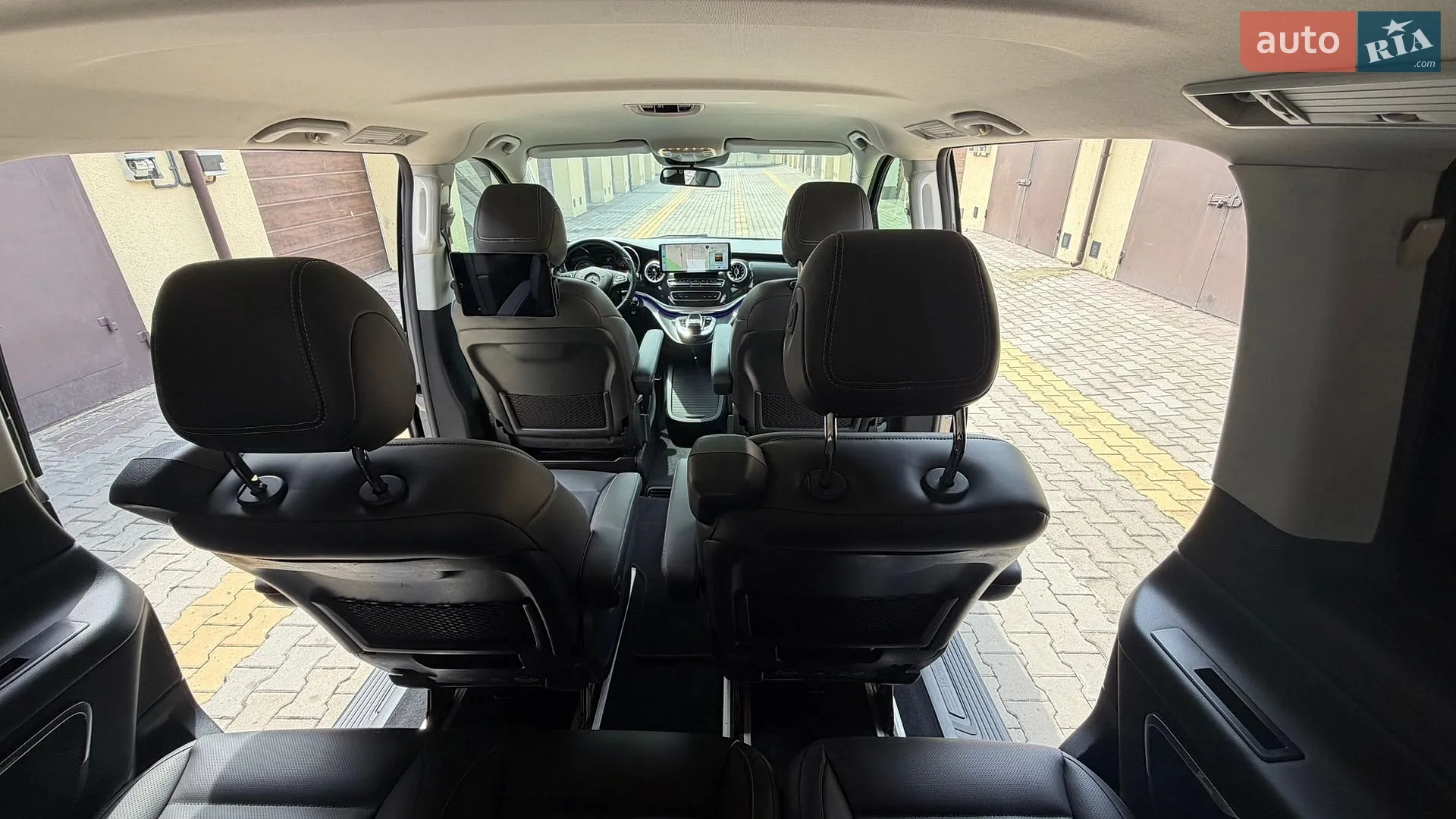 2018 Volkswagen Touareg - мініатюра 15