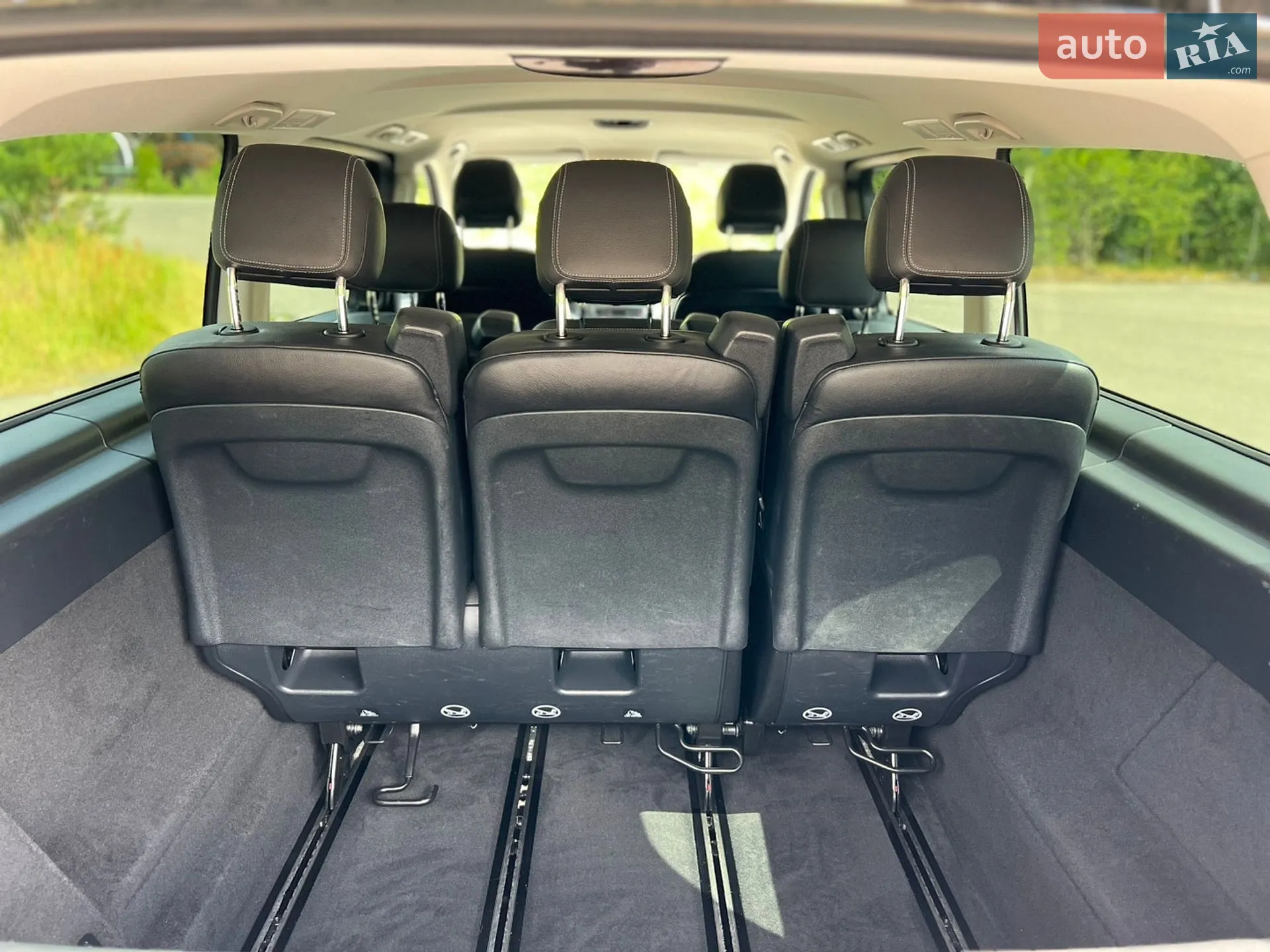 2018 Volkswagen Touareg - мініатюра 27