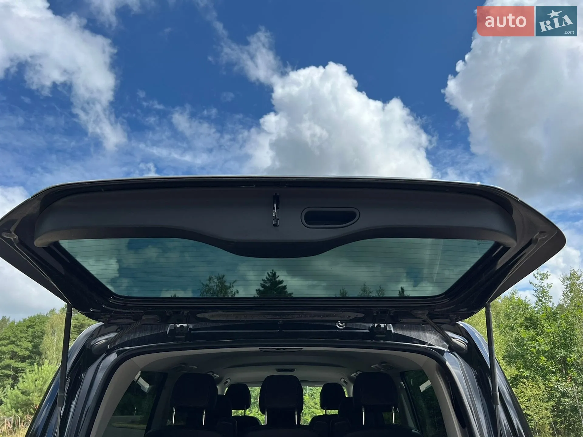 2018 Volkswagen Touareg - мініатюра 26