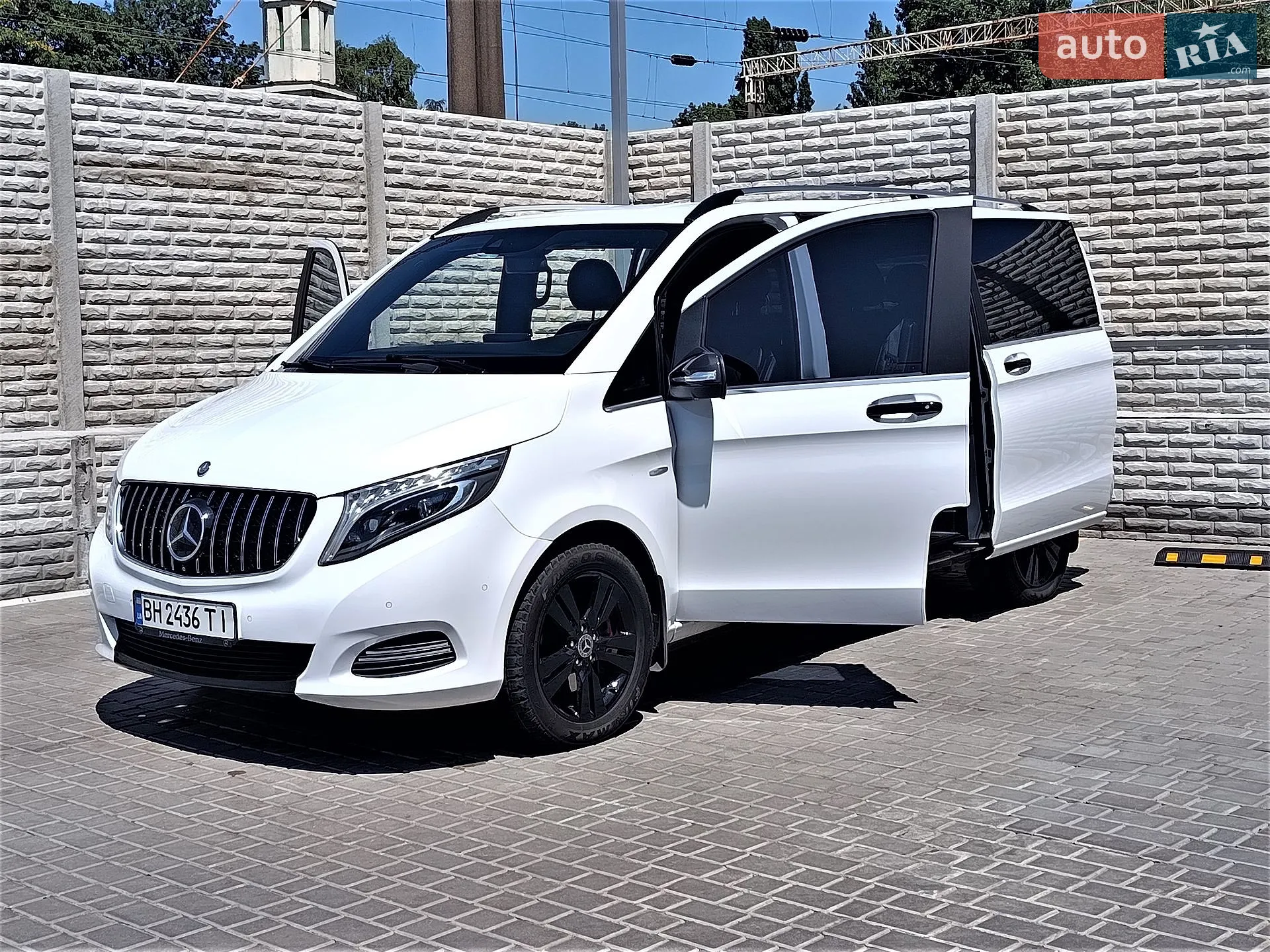 2015 Mercedes-Benz V-klasse - мініатюра 38