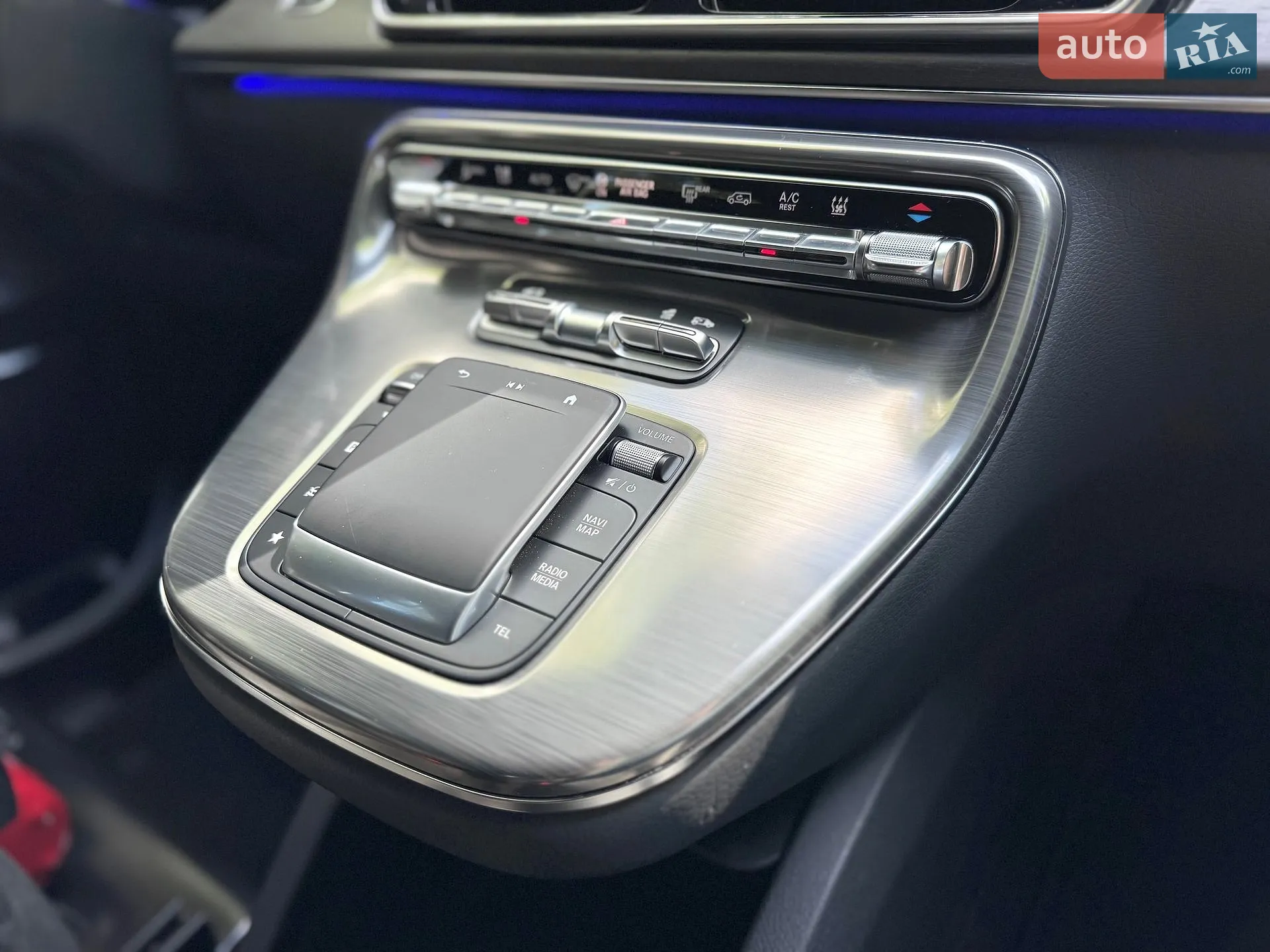 2025 Mercedes-Benz V-klasse - мініатюра 38