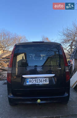 Минивэн Mercedes-Benz Vaneo 2002 в 