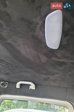 Мінівен Mercedes-Benz Vaneo 2005 в 