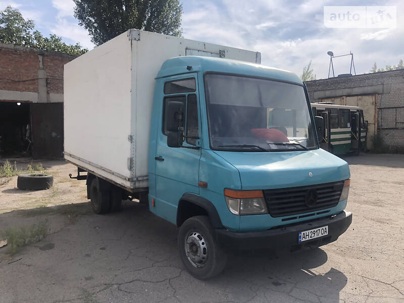 Mercedes-Benz Vario 612