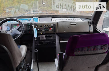 Туристический / Междугородний автобус Mercedes-Benz Vario 1999 в Гайсине