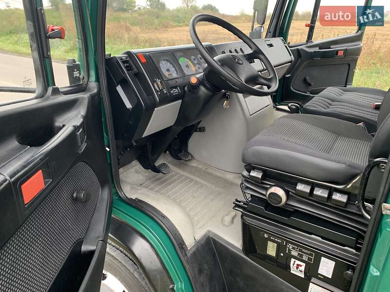 Тентованый Mercedes-Benz Vario 2011 в Львове