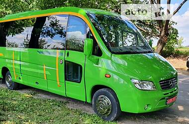 Приміський автобус Mercedes-Benz Vario 2010 в Рівному