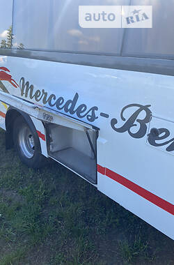 Туристический / Междугородний автобус Mercedes-Benz Vario 2001 в 