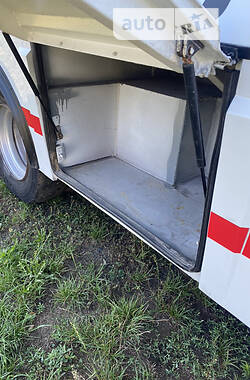 Туристический / Междугородний автобус Mercedes-Benz Vario 2001 в 