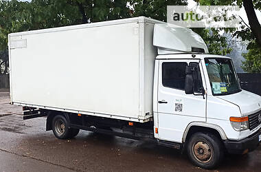 Вантажний фургон Mercedes-Benz Vario 1998 в Рахові