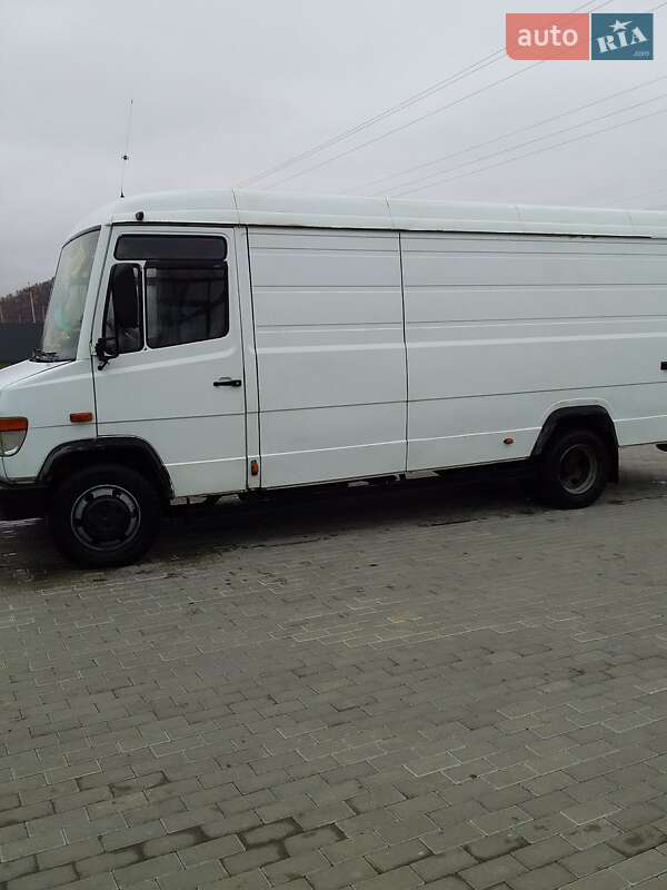 Вантажний фургон Mercedes-Benz Vario 1997 в Тячеві