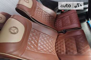 Туристический / Междугородний автобус Mercedes-Benz Vario 2006 в 