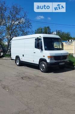 Грузовой фургон Mercedes-Benz Vario 2002 в Ровно