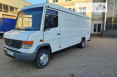 Вантажний фургон Mercedes-Benz Vario 2003 в Рівному