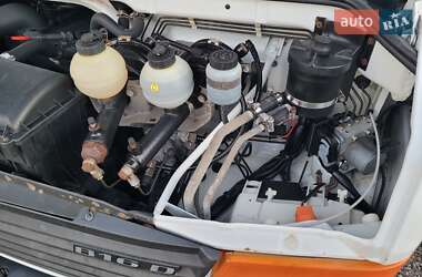 Вантажний фургон Mercedes-Benz Vario 2011 в 