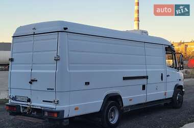 Вантажний фургон Mercedes-Benz Vario 2011 в 