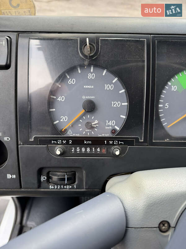 Грузовой фургон Mercedes-Benz Vario 2001 в Черкассах