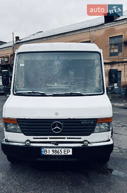 Вантажний фургон Mercedes-Benz Vario 1998 в Кременчуці