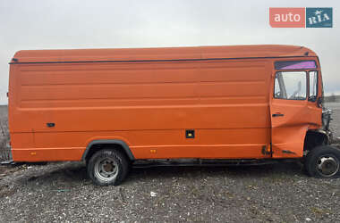 Грузовой фургон Mercedes-Benz Vario 1999 в Решетиловке