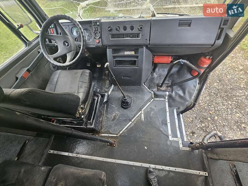 Пригородный автобус Mercedes-Benz Vario 1995 в Герце