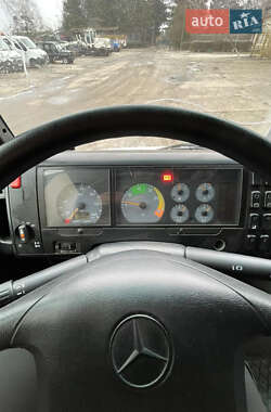 Грузовой фургон Mercedes-Benz Vario 2013 в 