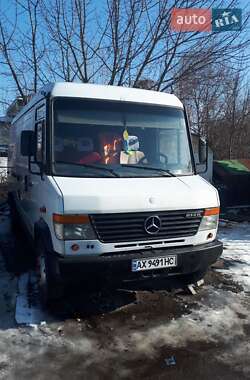 Вантажний фургон Mercedes-Benz Vario 2001 в Полтаві