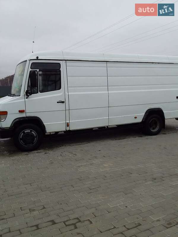 Вантажний фургон Mercedes-Benz Vario 1997 в Тячеві