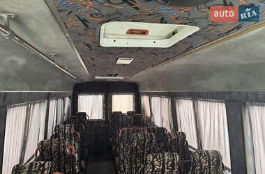 Пригородный автобус Mercedes-Benz Vario 1998 в 
