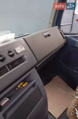 Вантажний фургон Mercedes-Benz Vario 2005 в 