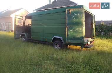 Грузовой фургон Mercedes-Benz Vario 1997 в Черновцах