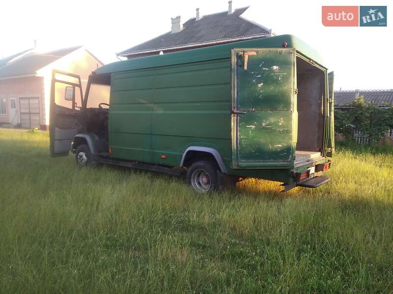Грузовой фургон Mercedes-Benz Vario 1997 в Черновцах