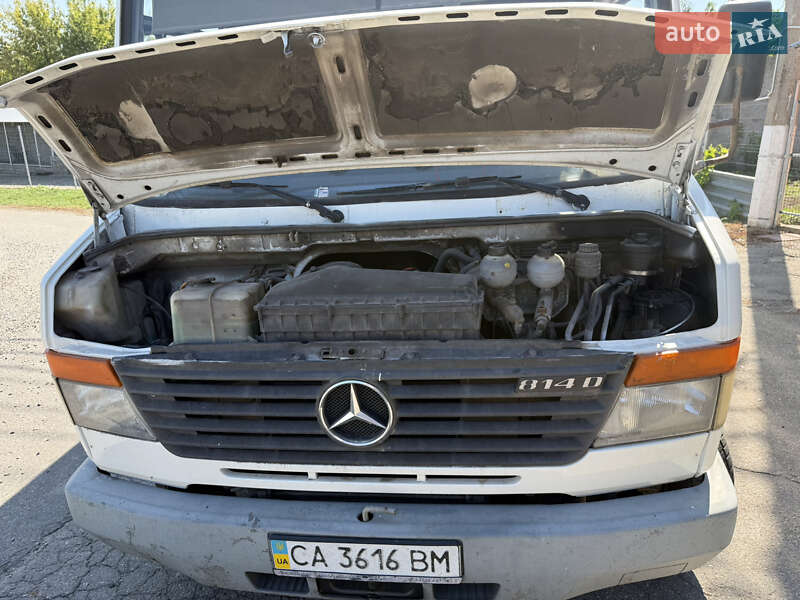 Грузовой фургон Mercedes-Benz Vario 2003 в Умани