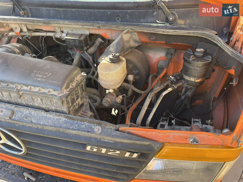 Грузовой фургон Mercedes-Benz Vario 1997 в Черновцах