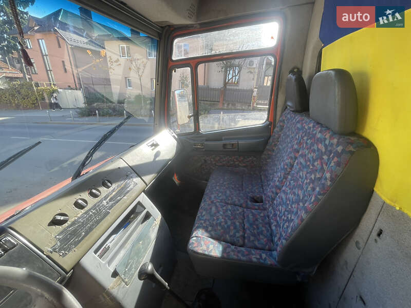 Грузовой фургон Mercedes-Benz Vario 1997 в Черновцах