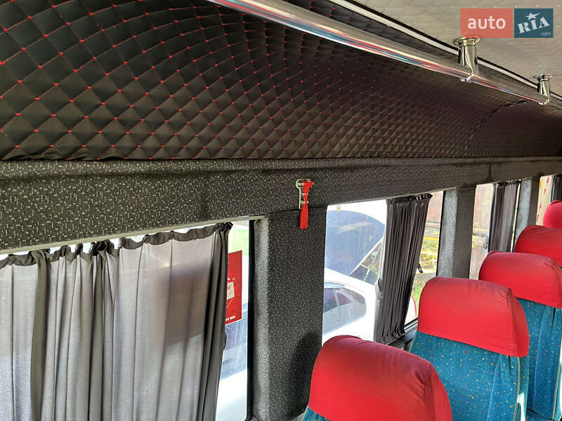 Пригородный автобус Mercedes-Benz Vario 2000 в Хмельницком