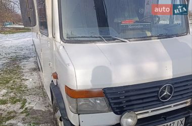 Вантажопасажирський фургон Mercedes-Benz Vario 1998 в Врадіївці