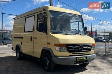Вантажний фургон Mercedes-Benz Vario 1999 в Стрию